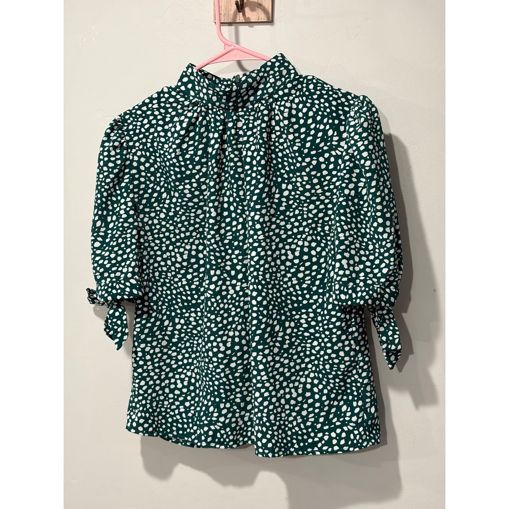 Nasty Gal Collection Green Dalmatian Print Mock Neck Tie Sleeve Blouse Size 6